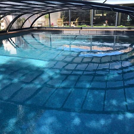 LA MAISON DE LA DUNE - Jacuzzi 1ère séance offerte - Piscine chauffée avec Abri Amovible - Plage située à 200m, accès direct par le bois - Borne VE La Couarde-sur-Mer Exterior foto