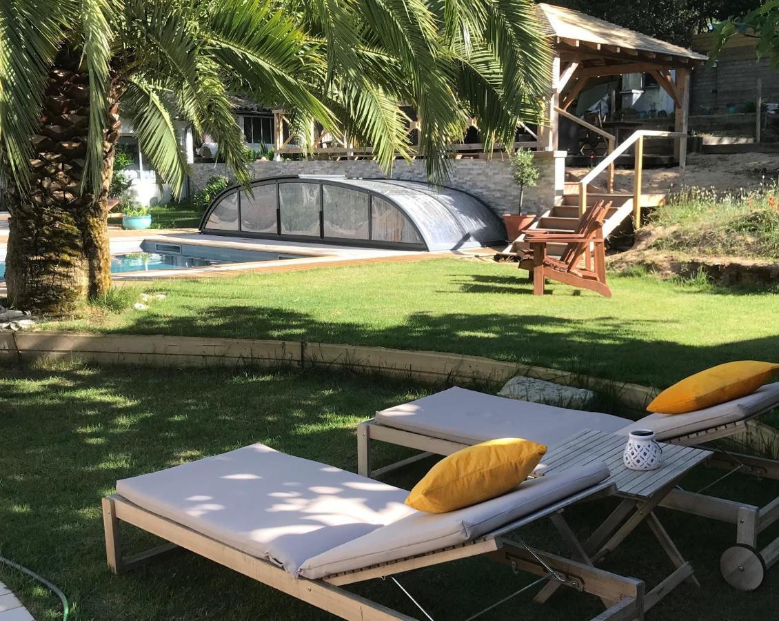 LA MAISON DE LA DUNE - Jacuzzi 1ère séance offerte - Piscine chauffée avec Abri Amovible - Plage située à 200m, accès direct par le bois - Borne VE La Couarde-sur-Mer Exterior foto