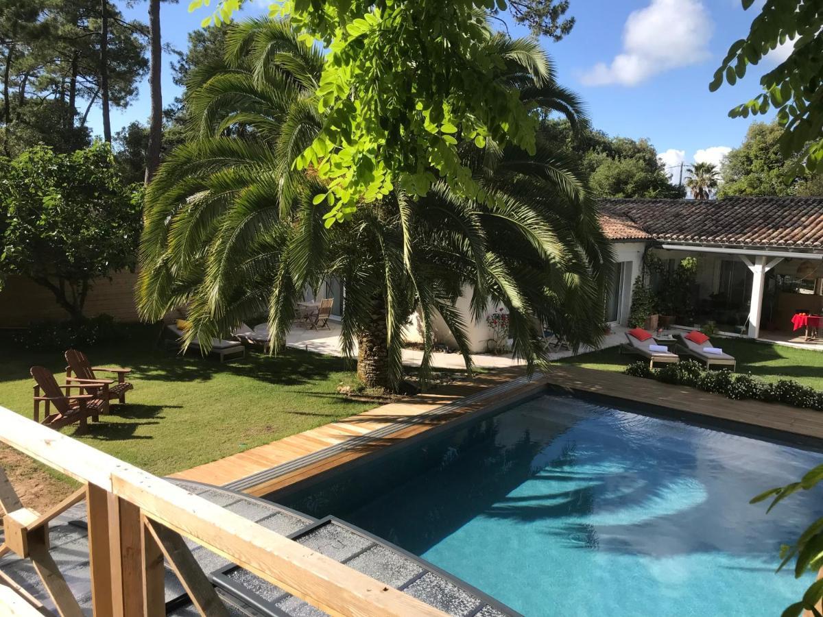 LA MAISON DE LA DUNE - Jacuzzi 1ère séance offerte - Piscine chauffée avec Abri Amovible - Plage située à 200m, accès direct par le bois - Borne VE La Couarde-sur-Mer Exterior foto