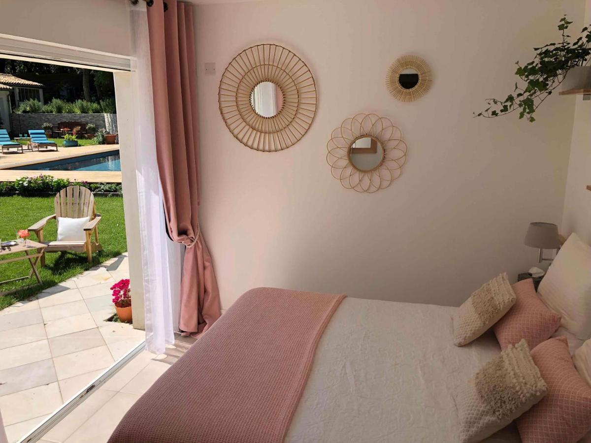 LA MAISON DE LA DUNE - Jacuzzi 1ère séance offerte - Piscine chauffée avec Abri Amovible - Plage située à 200m, accès direct par le bois - Borne VE La Couarde-sur-Mer Exterior foto