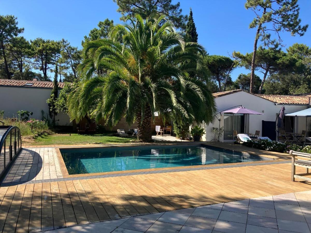 LA MAISON DE LA DUNE - Jacuzzi 1ère séance offerte - Piscine chauffée avec Abri Amovible - Plage située à 200m, accès direct par le bois - Borne VE La Couarde-sur-Mer Exterior foto